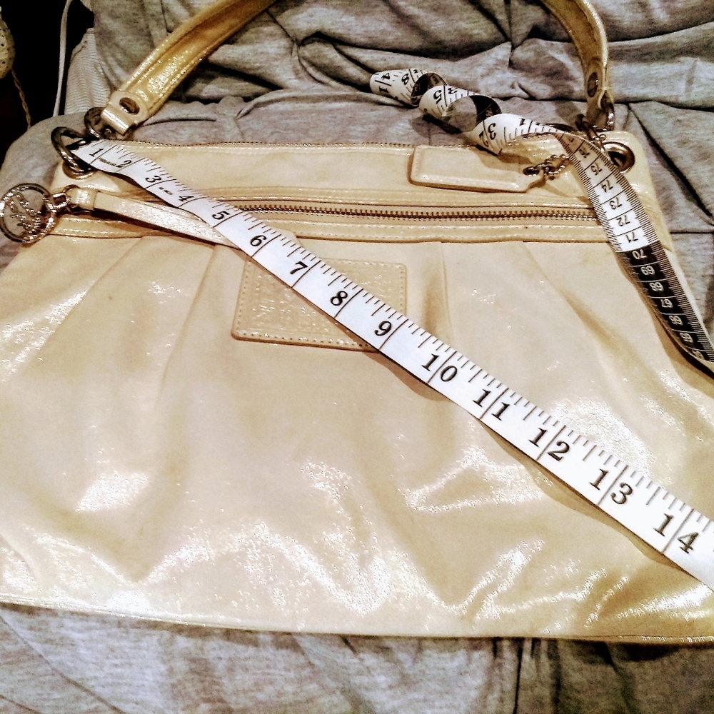 Authentic Coach Poppy - Picture 5 of 12